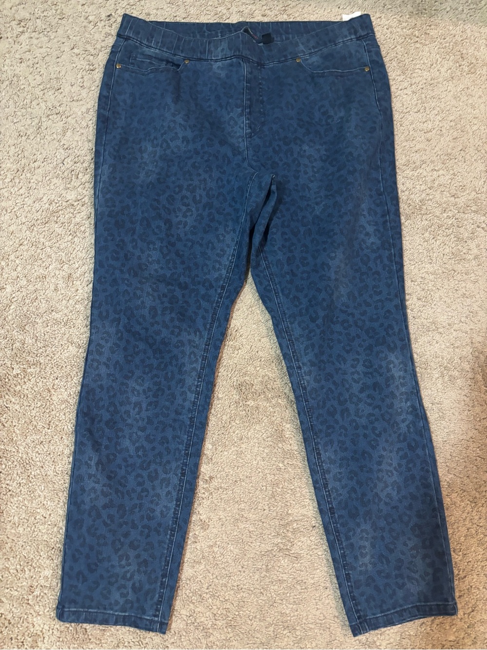 Women's Dark Blue Leopard-Print Skinny Jeans - Picture 3 of 4